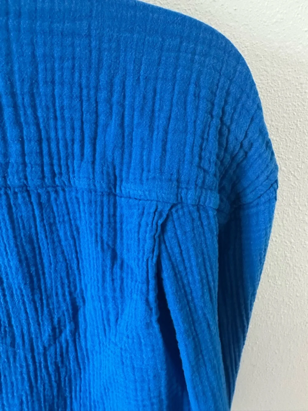 Women's Relaxed Blue Button-Down Cotton Gauze Shirt - Picture 5 of 10